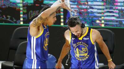 Basketball: Curry bricht NBA-Rekord: 85 Dreier in einem Monat