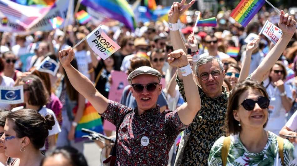 Skopje: Erste Gay-Pride-Parade mit viel Sex in Nordmazedonien