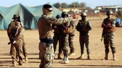 Malis Milit&auml;rjunta dringt weiter auf Abzug d&auml;nischer Truppen