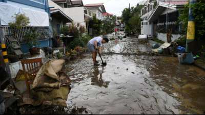 Mindestens 16 Tote durch Taifun "Goni" in den Philippinen