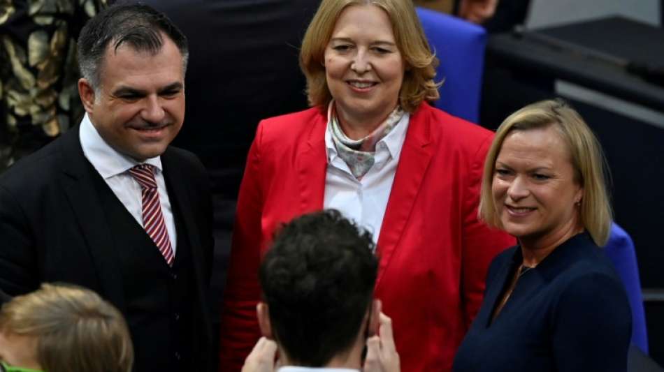 Bundestag wählt bei erster Sitzung SPD-Politikerin Bärbel Bas zur Präsidentin