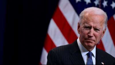 Biden wegen russischem Vorgehen gegen Demonstranten "sehr besorgt"