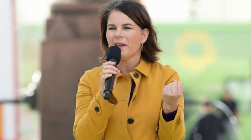 Baerbock stimmt angesichts von Reformbedarf auf schwierige Zeiten ein