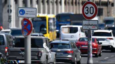 Zahl der im Verkehr verungl&uuml;ckten Kinder 2020 auf Tiefstand