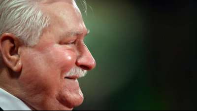 Lech Walesa am Herzen operiert