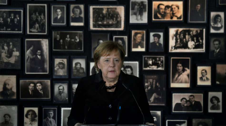 Merkel sieht in Auschwitz-Gedenken "festen Teil unserer nationalen Identität"