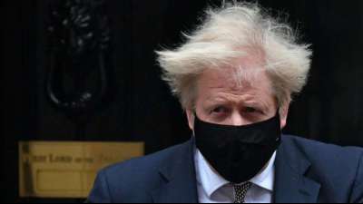 Minderwertige Lebensmittelpakete f&uuml;r arme Kinder sorgen in Gro&szlig;britannien f&uuml;r Wut