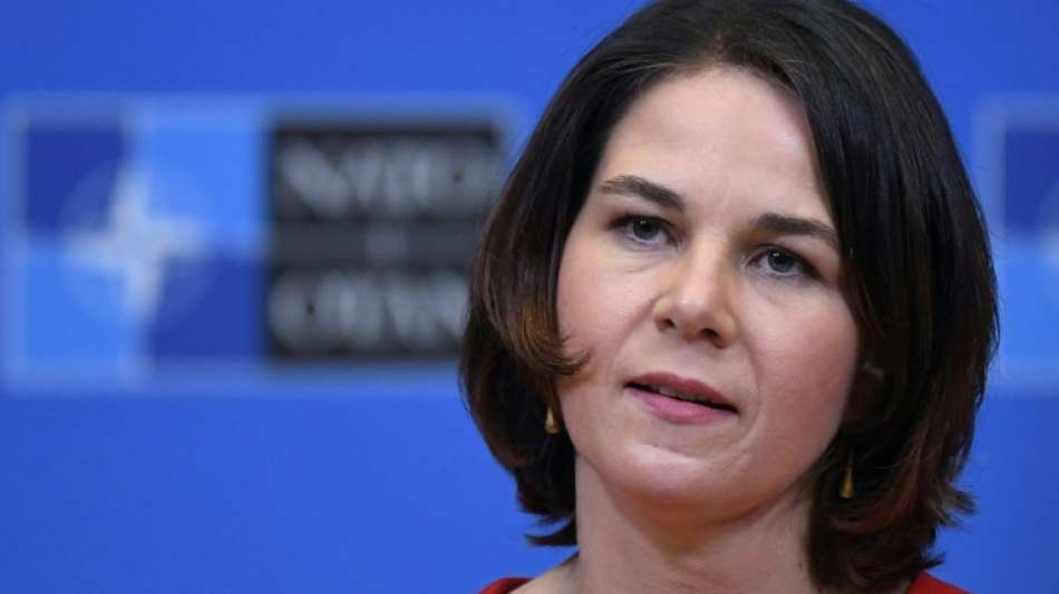 Baerbock von polnischem Pr&auml;sidenten Duda in Warschau empfangen