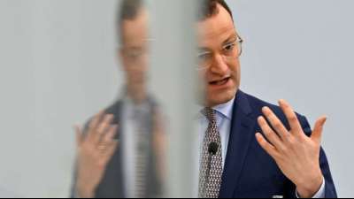 Spahn erwartet f&uuml;r Februar drei Millionen Impf-Dosen von Astrazeneca