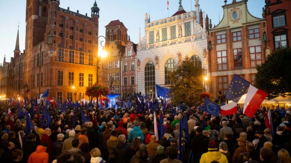 Zehntausende Polen demonstrieren f&uuml;r Verbleib in der EU