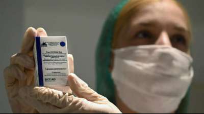 Ungarn l&auml;sst als erstes EU-Land russisches Sputnik-Vakzin gegen Corona zu