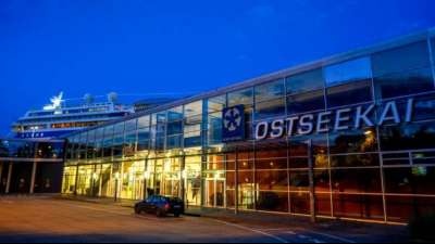 Tourismus in Deutschland im April weiter deutlich unter Vorkrisenniveau