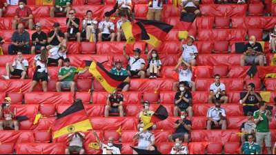 Maskenpflicht in München: DFB prüft weitere Maßnahmen