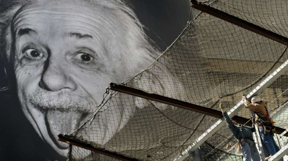 Einstein-Manuskript in Paris f&uuml;r Rekordsumme von 11,6 Millionen Euro versteigert
