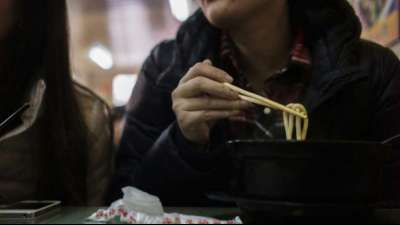 Restaurant in China fordert Gäste zum Wiegen vor der Essensbestellung auf