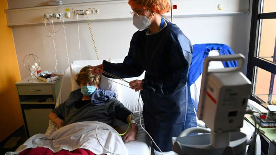 COVID-19: Viele Pflegekr&auml;fte wollen raus aus dem Beruf