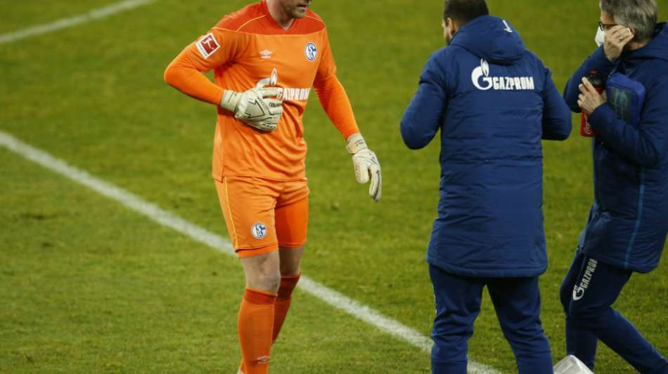 Angebrochene Rippe: Schalkes Torh&uuml;ter F&auml;hrmann f&auml;llt vorerst aus