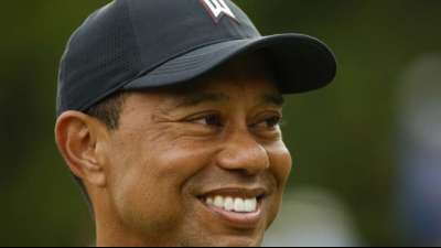 Golf: Woods kassiert Acht-Millionen-Bonus f&uuml;r Popularit&auml;t