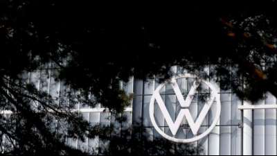 Tarifeinigung für 120.000 Beschäftigte von Volkswagen steht
