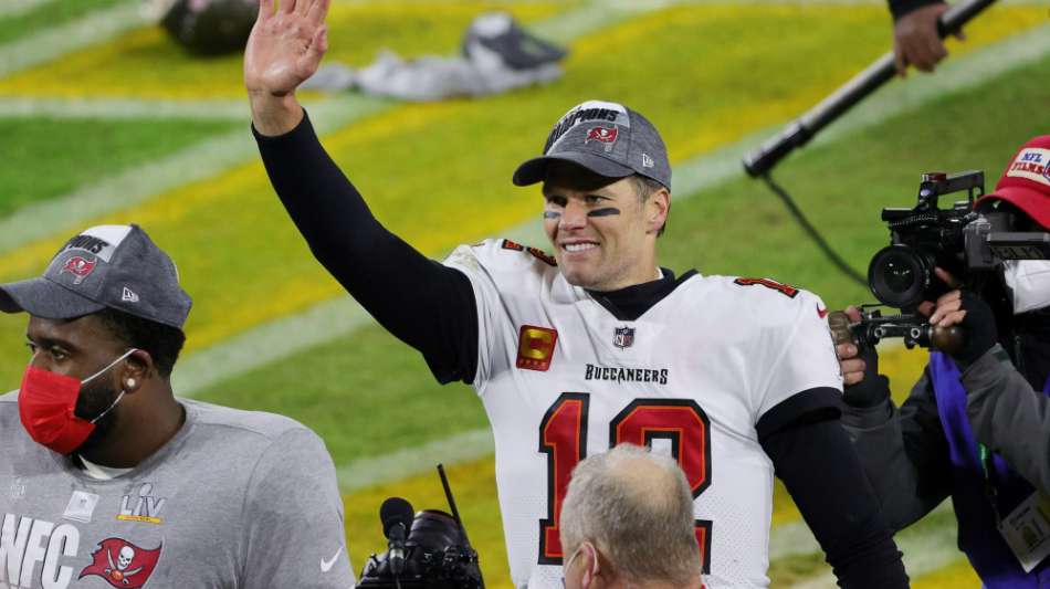 NFL: Brady im ersten Heim-Super-Bowl - Superstar-Duell mit Mahomes