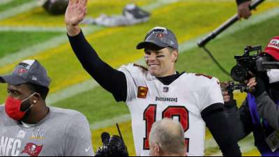 NFL: Brady im ersten Heim-Super-Bowl - Superstar-Duell mit Mahomes