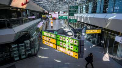 Berliner Flughafen Tegel bleibt bis Ende Oktober offen