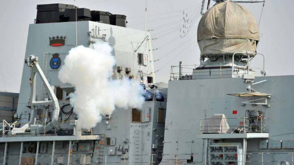 Britisches Kriegsschiff fährt durch umstrittene Straße von Taiwan