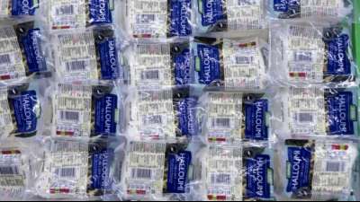 Zypern sitzt auf Berg von sechs Millionen Kilogramm Halloumi 