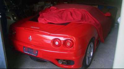 Ferrari und Yacht bei "armem" Unternehmer in Italien beschlagnahmt