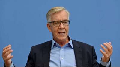 Linke-Fraktionsvorsitzender Bartsch kritisiert 