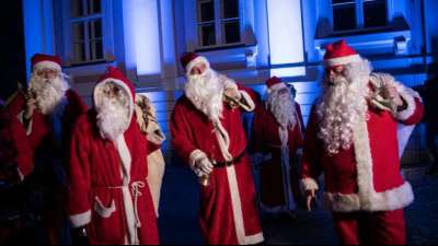 Weihnachtsmann wegen Corona-Regeln angezeigt...