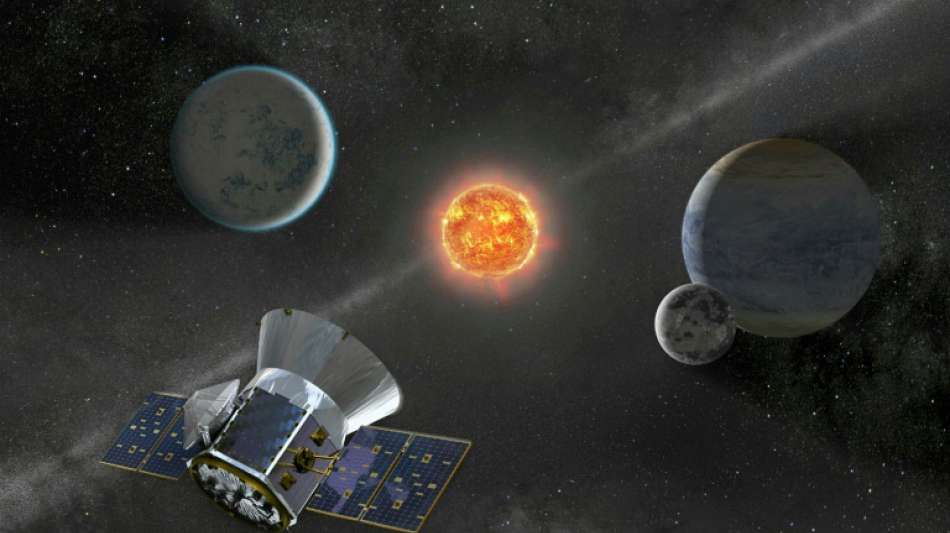 Erster Erfolg von Weltraumsatellit Tess bei Suche nach erdähnlichen Exoplaneten