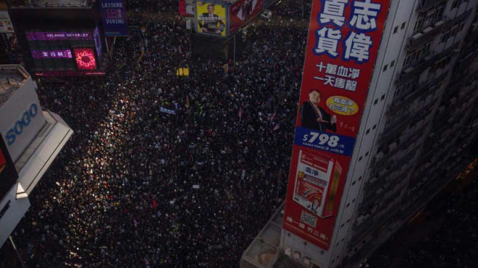 Hunderttausende demonstrieren sechs Monate nach Beginn der Proteste in Hongkong