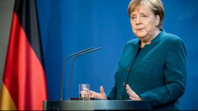 Merkel hält Zeitpunkt für Beschlüsse über Rückkehr zum Alltag für zu früh 