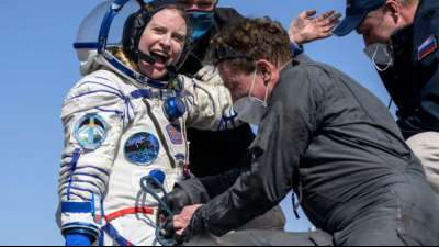 Nasa-Astronautin und zwei Kosmonauten nach ISS-Mission zur Erde zur&uuml;ckgekehrt