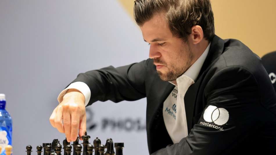Schach-WM: Carlsen nach drittem Sieg auf Titelkurs