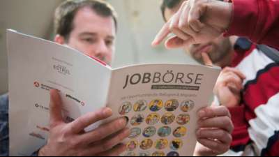 Bundesregierung beschlie&szlig;t Verdopplung der Ausbildungspr&auml;mien f&uuml;r Betriebe