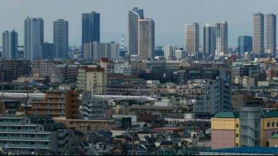 Erdbeben der St&auml;rke 6,1 ersch&uuml;ttert Gro&szlig;raum Tokio