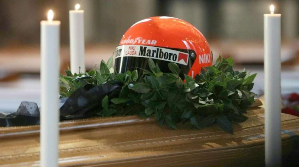 Trauerzeremonie für verstorbenen Rennfahrer Niki Lauda in Wien begonnen