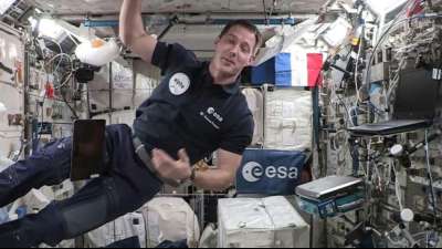 Franz&ouml;sischer Astronaut Pesquet &uuml;bernimmt Kommando auf ISS
