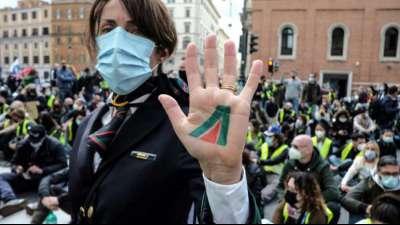 Tausend Alitalia-Mitarbeiter demonstrieren in Rom für Rettung der Airline
