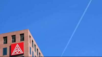 IG Metall macht in Tarifrunde mit bundesweitem Aktionstag Druck auf Arbeitgeber