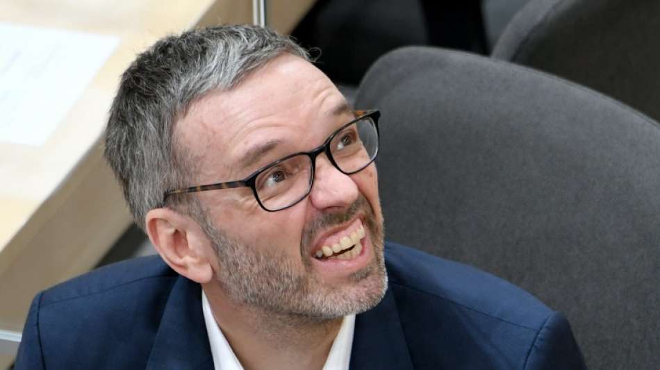 &Ouml;sterreichische FP&Ouml; nominiert Rechtsau&szlig;en Kickl als neuen Parteichef