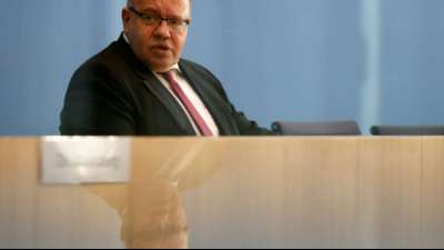 Bundesregierung senkt Wachstumsprognose f&uuml;r 2021 auf drei Prozent ab