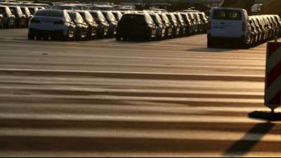 Deutsche Exporte legen im Januar gegen&uuml;ber Dezember leicht zu