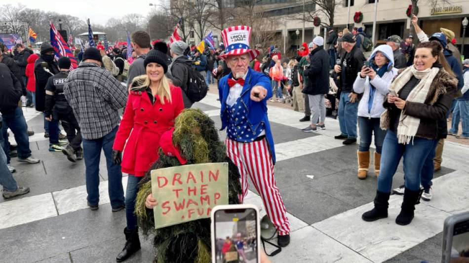 Demonstranten versammeln sich in Washington gegen Zertifizierung von Bidens Wahlsieg