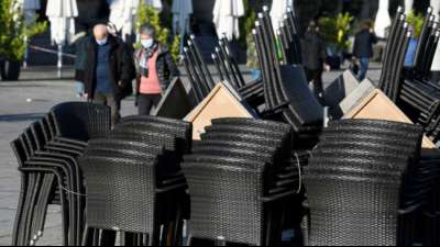 Kein Versicherungsschutz bei Fehlen von Covid-19 im Vertrag