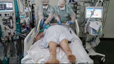 Frankreichs Regierung pr&uuml;ft "strengen Lockdown" zur Corona-Eind&auml;mmung