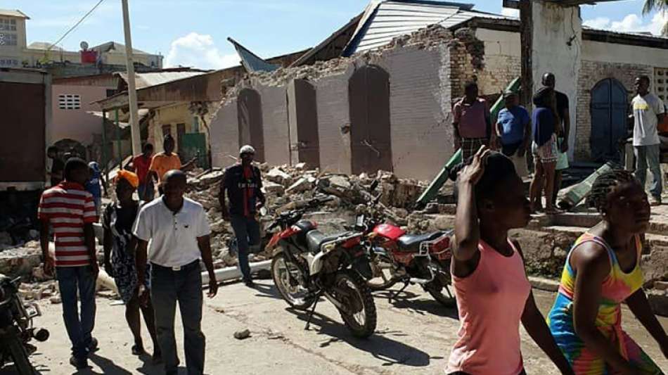 Zivilschutzbeh&ouml;rde: Weit mehr als 300 Tote bei Erdbeben in Haiti