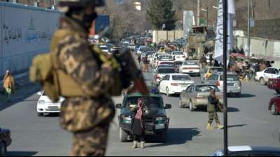 Rund hundert Frauen demonstrieren in Kabul f&uuml;r Taliban-Regierung